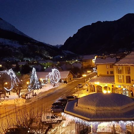 Hotel Restaurant Glaizette LʼArgentière-la-Bessée Eksteriør billede