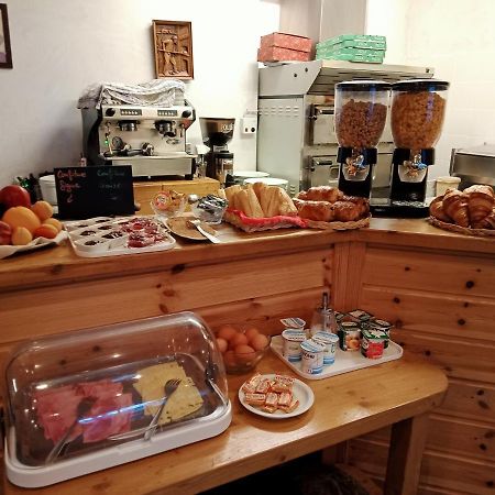 Hotel Restaurant Glaizette LʼArgentière-la-Bessée Eksteriør billede