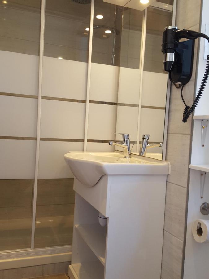 Hotel Restaurant Glaizette LʼArgentière-la-Bessée Eksteriør billede