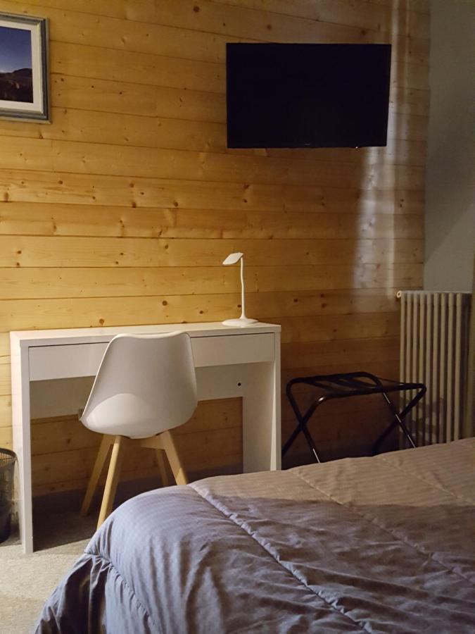 Hotel Restaurant Glaizette LʼArgentière-la-Bessée Eksteriør billede