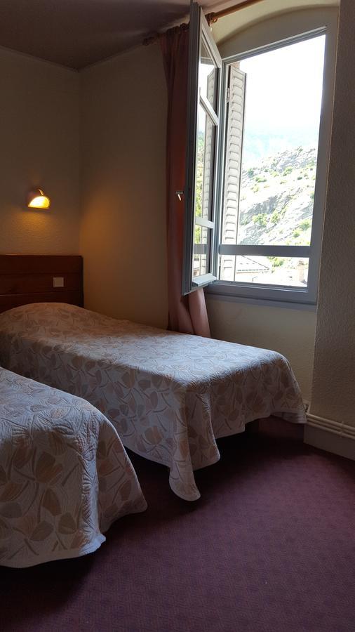 Hotel Restaurant Glaizette LʼArgentière-la-Bessée Eksteriør billede