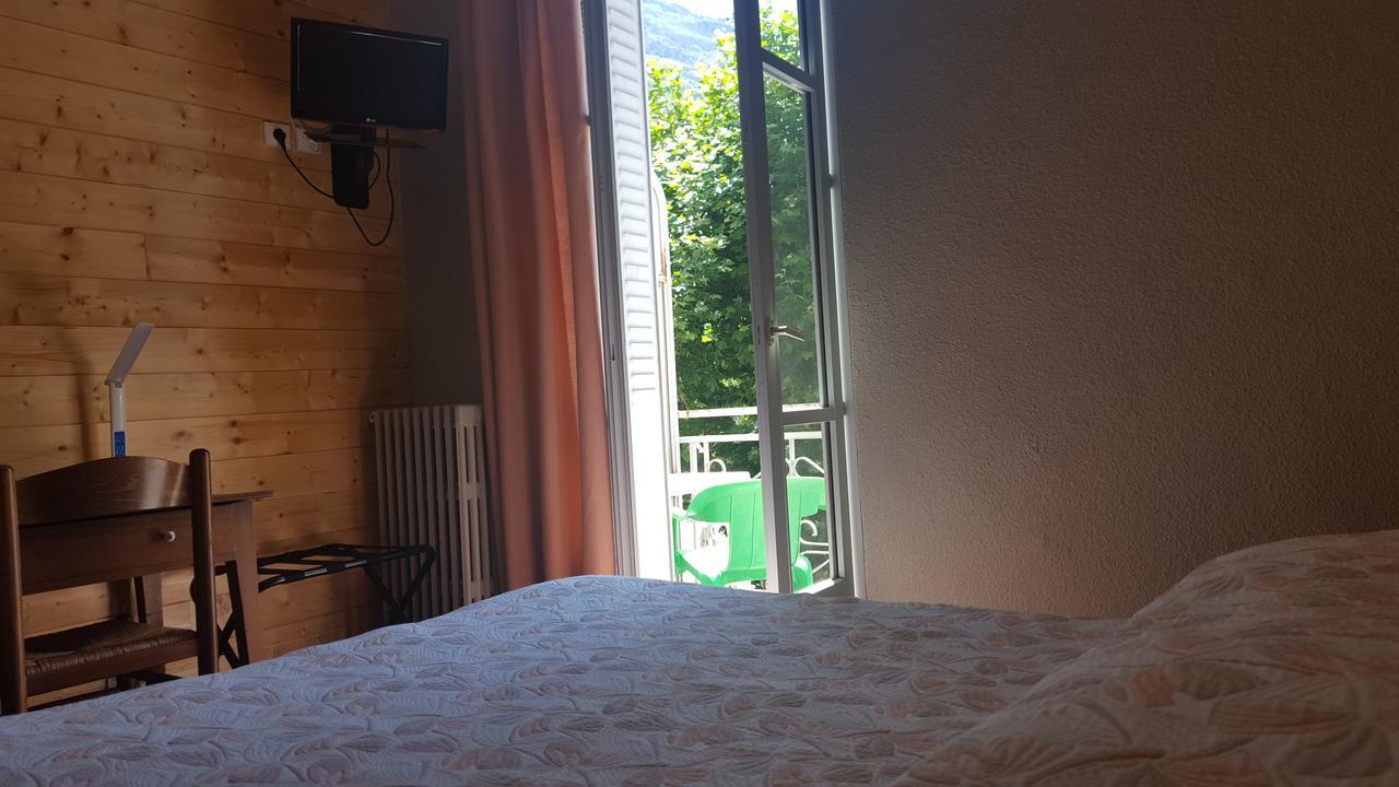 Hotel Restaurant Glaizette LʼArgentière-la-Bessée Eksteriør billede