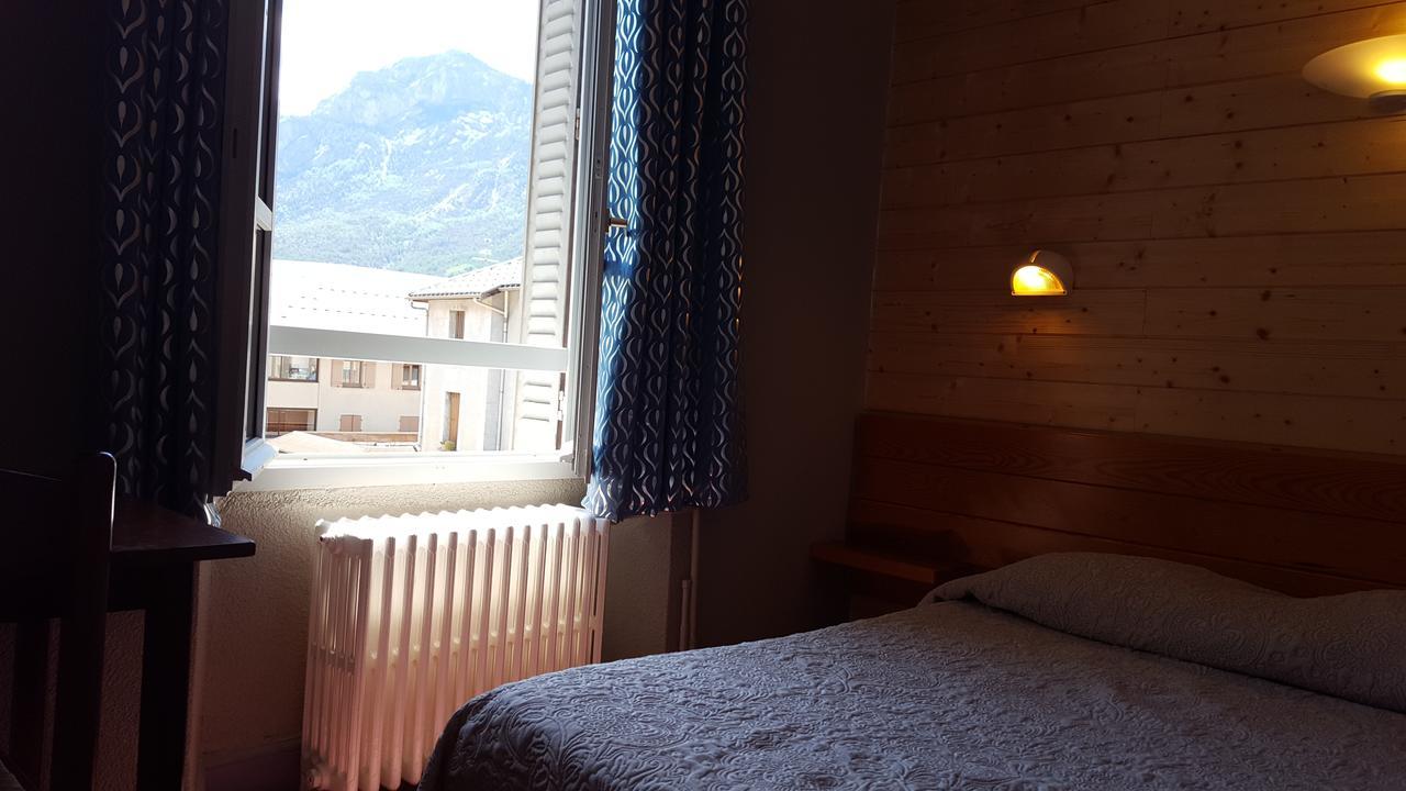 Hotel Restaurant Glaizette LʼArgentière-la-Bessée Eksteriør billede